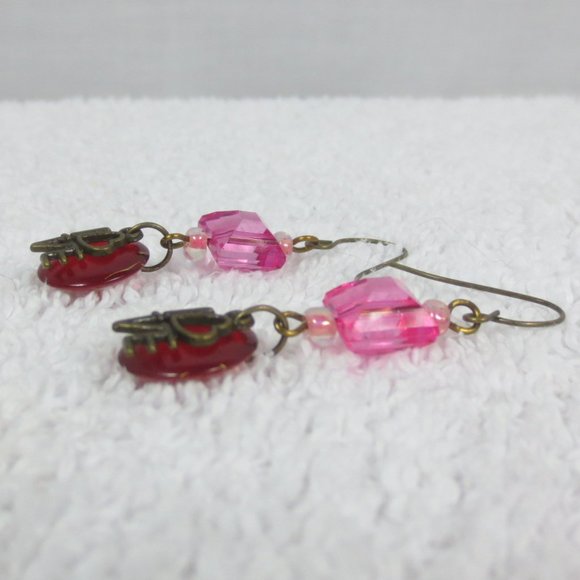 Handcrafted Pierced Earrings Beaded Pink Red Love Heart Graphic Sparkle Dangle - Picture 5 of 10